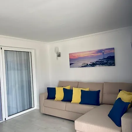 Panoramic View With Big Terrace 아파트 *